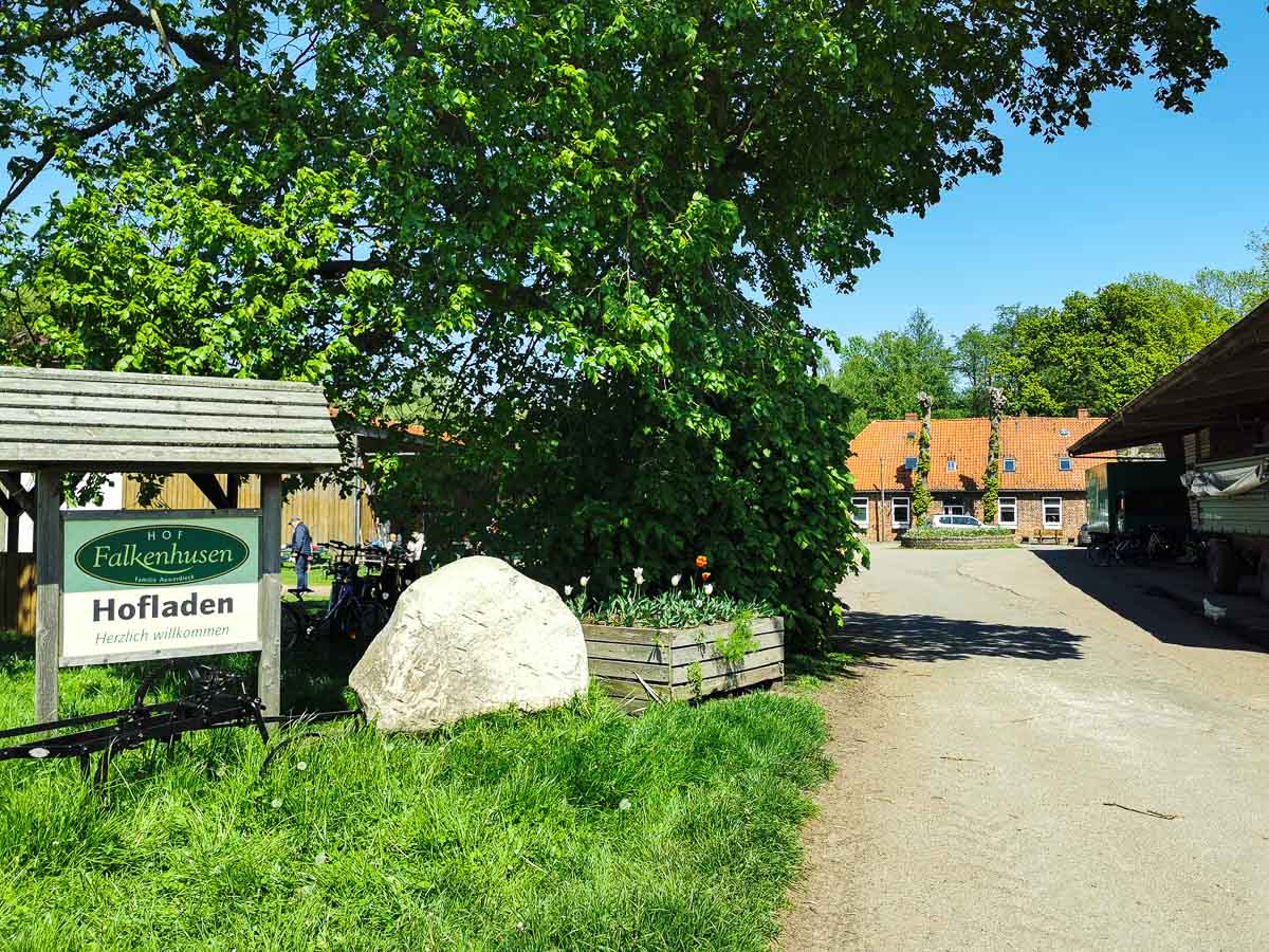 Hof Falkenhusen an der Wakenitz gelegen