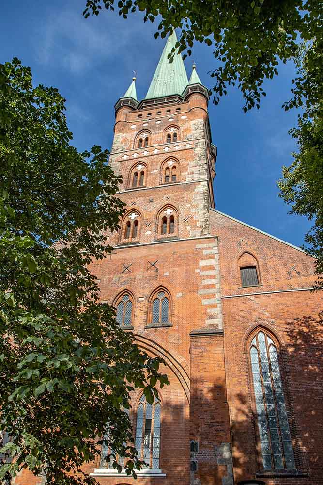 Lübecker St. Petrikirche von unten